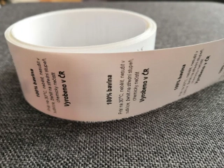 Textilní nylonové etikety 30x30 mm - písemný popis
